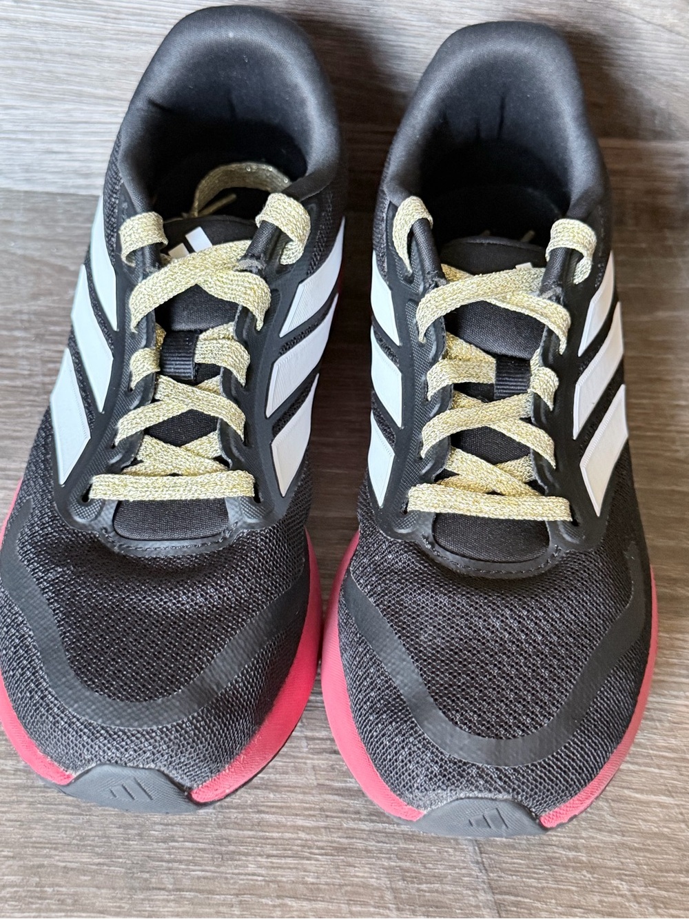 Adidas Kids Running Shoes Black Red Gold Laces Size 3.5